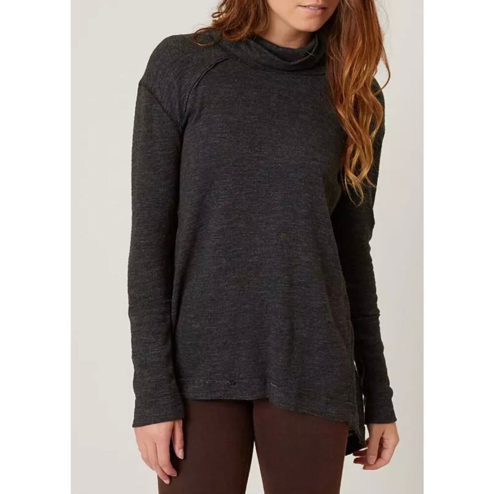 We the Free Turtleneck Split Back Sweater sz XS